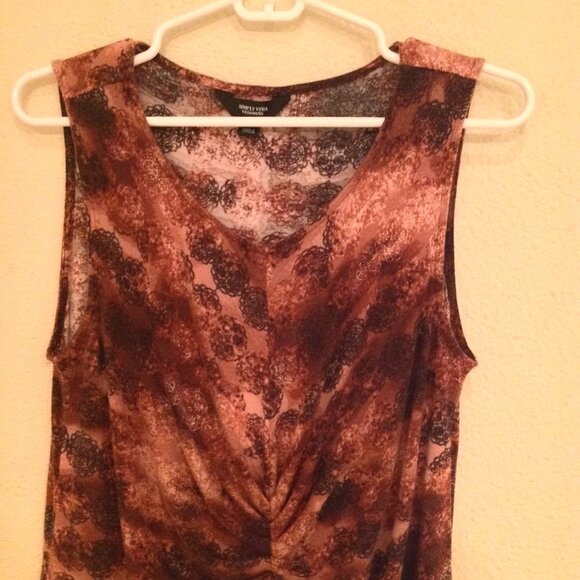 Top - Picture 2 of 6